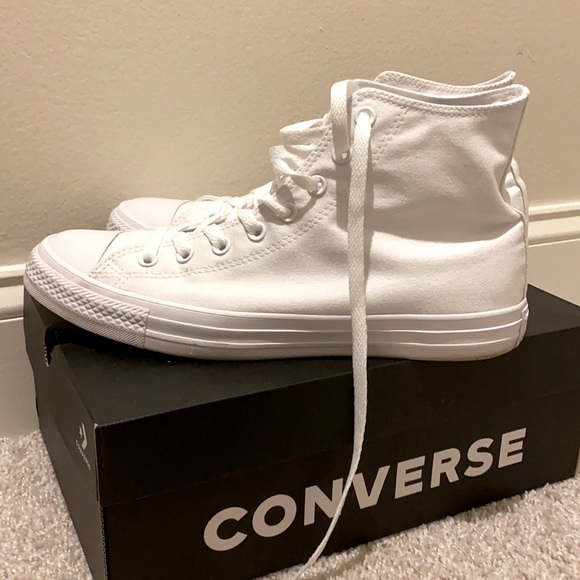 Like New White Converse High Top